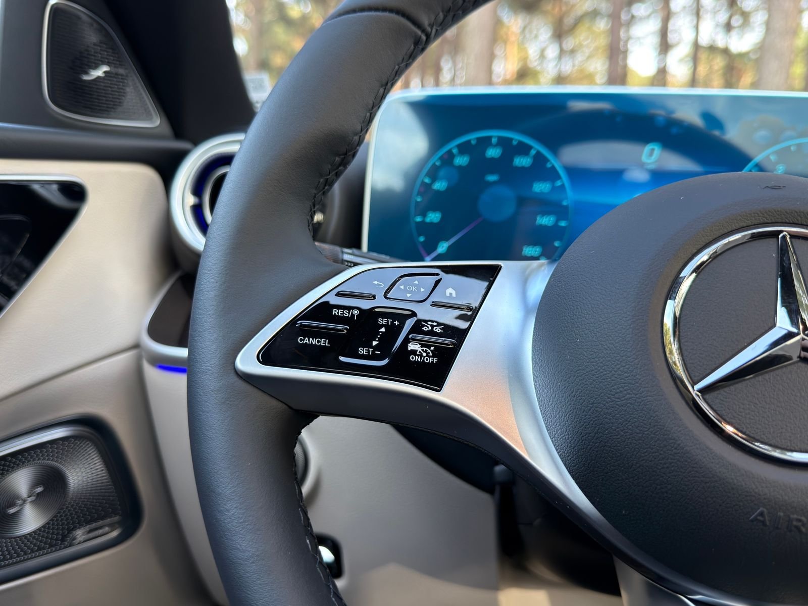 New 2026 Polar White Mercedes-Benz C 300 image 23