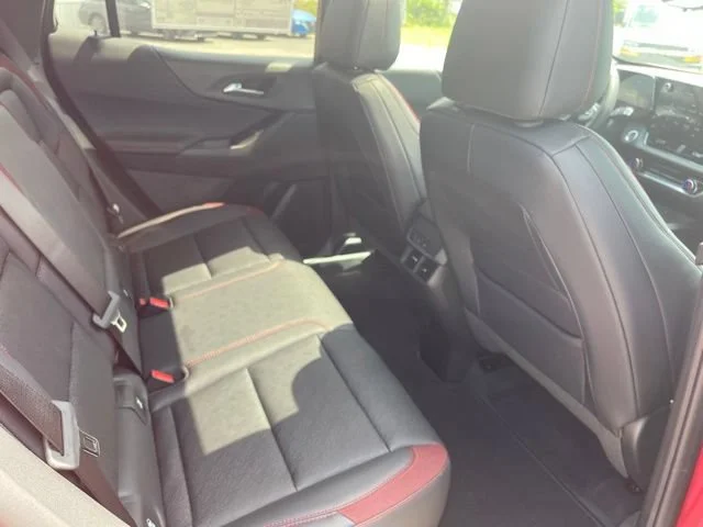 2027 Chevrolet Equinox RS - Photo 25