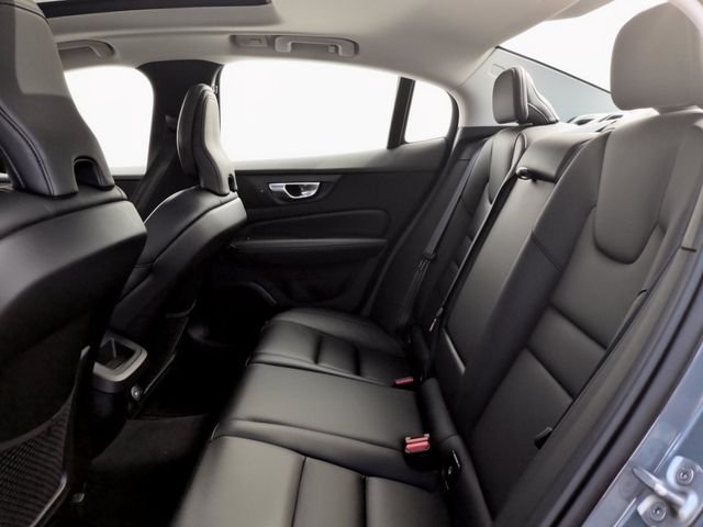 2023 Volvo S60 Plus - Photo 27