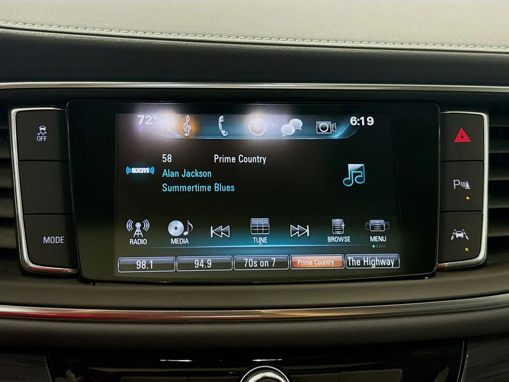 Used 2019 Ebony Twilight Metallic Buick Premium image 14