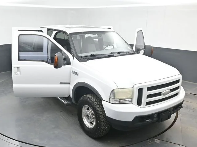 Used 2004 Beige Ford XLT image 47