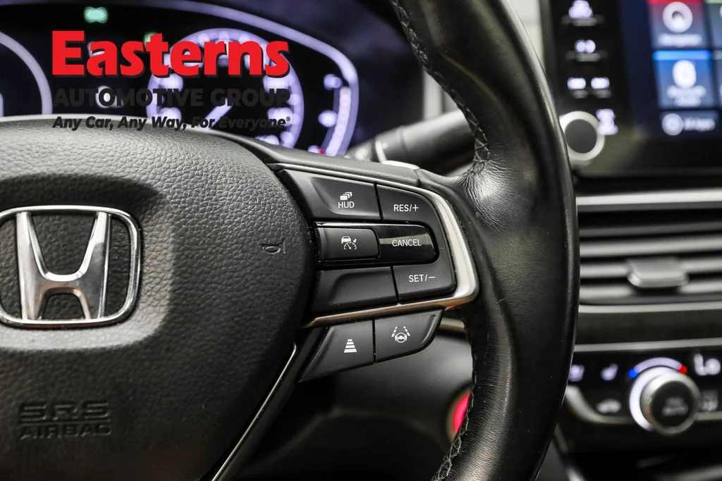 Used 2021 Black Honda Touring 2.0T image 16
