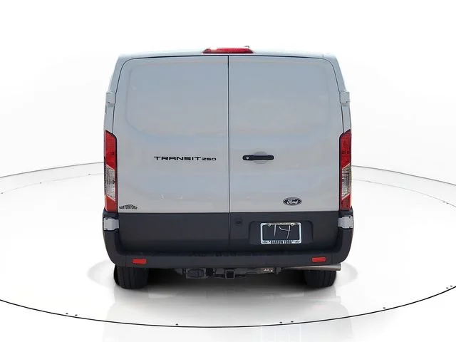 New 2026 Oxford White Ford Base image 6