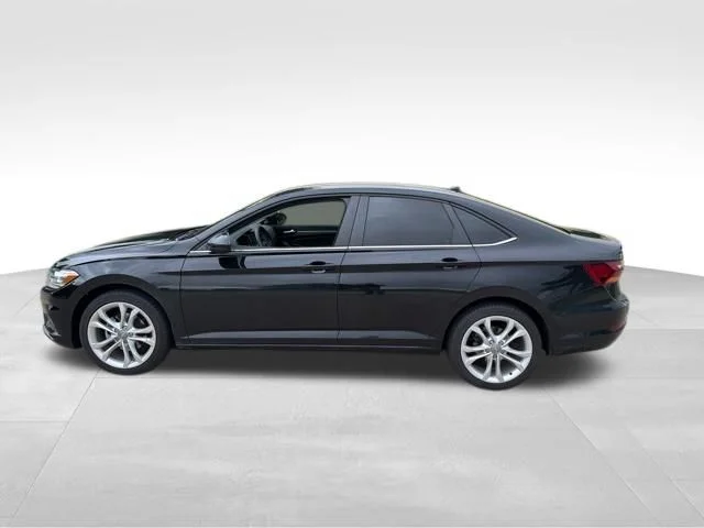 Used 2019 Black Volkswagen 1.4T S image 6