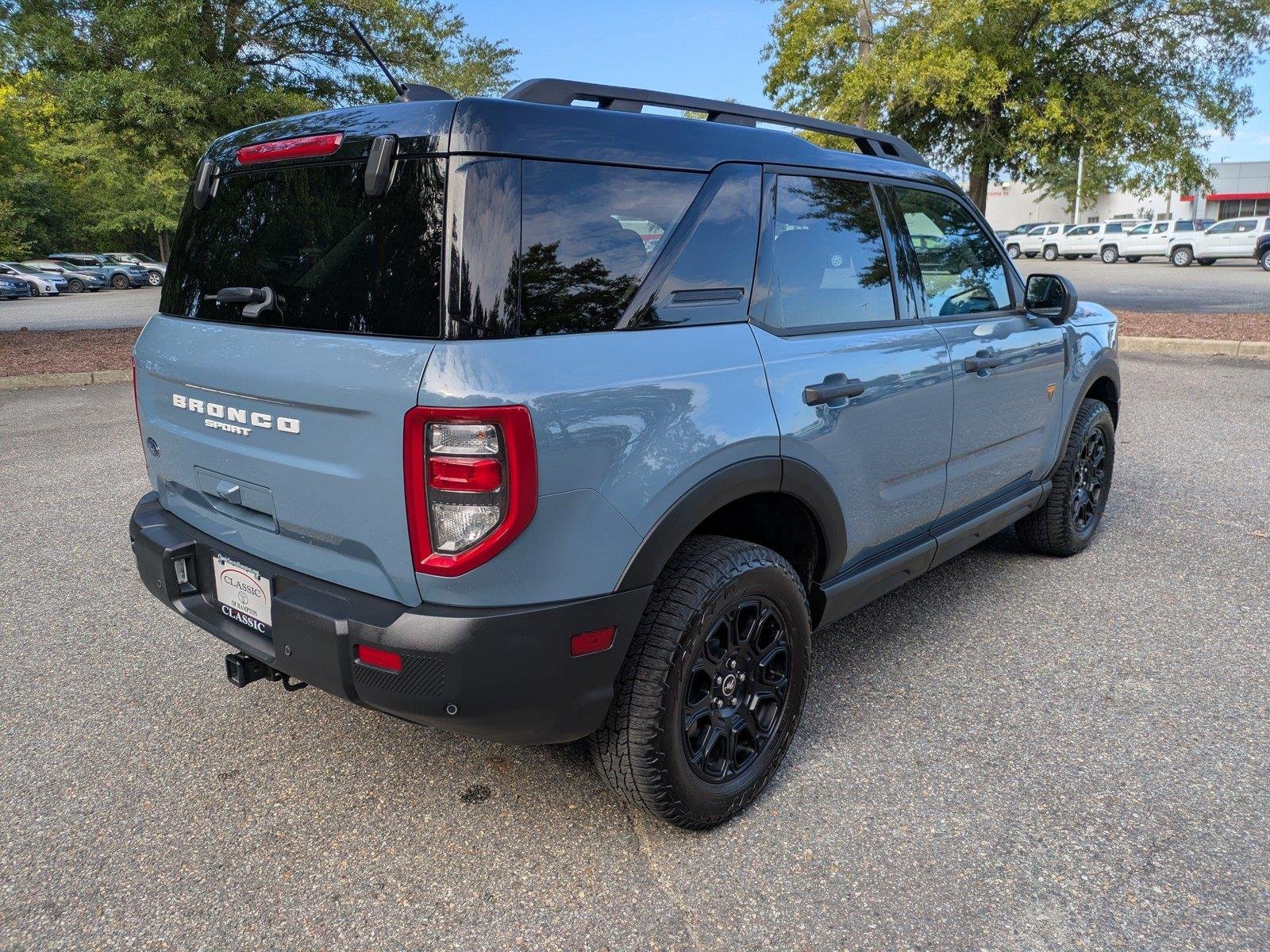 Used 2025 Azure Gray Metallic Tri-Coat Ford Badlands image 4