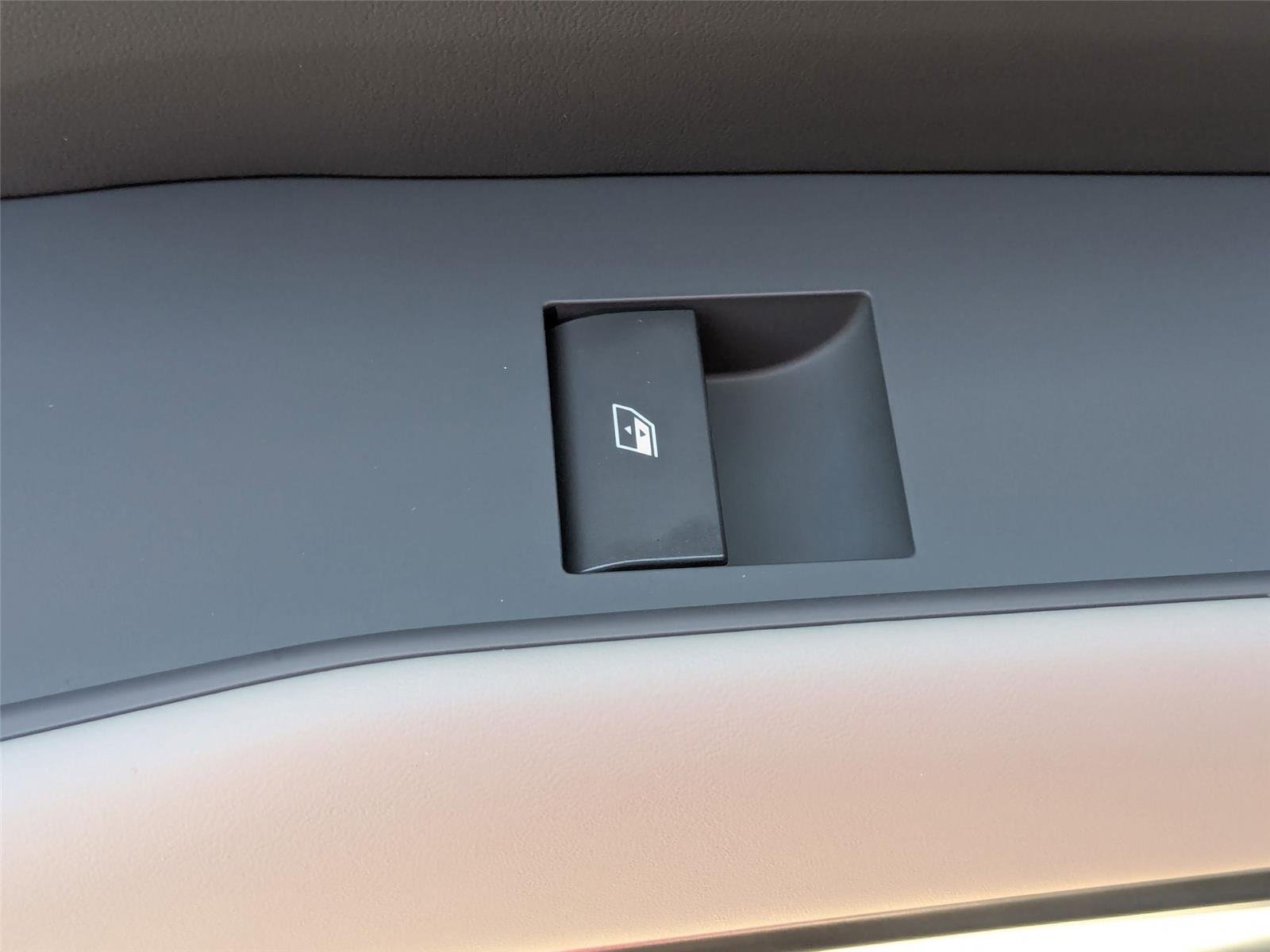 2026 Kia EV9 Wind - Photo 28