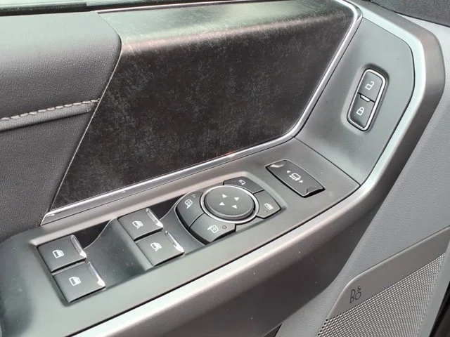 New 2026 Marsh Gray Ford XLT image 35