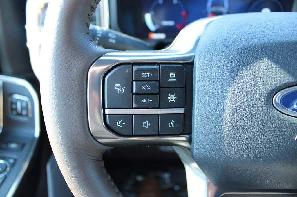 New 2026 Star White Metallic Tri-Coat Ford F-350® King Ranch® image 52
