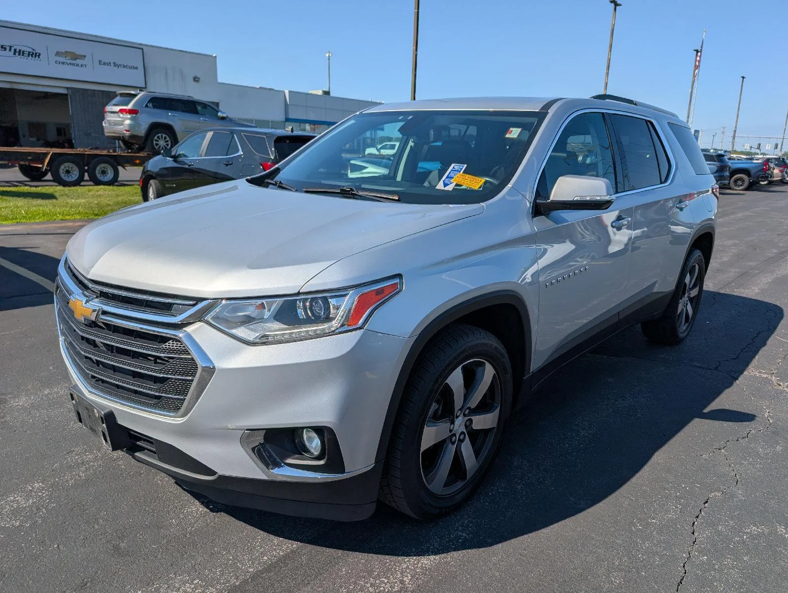 Used 2018 SILVER ICE METALLIC Chevrolet LT Leather image 4