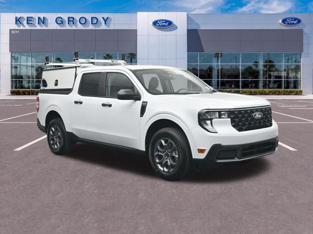New 2026 Oxford White Ford XLT image 1