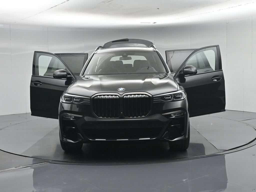 Used 2020 Black BMW xDrive40i image 37