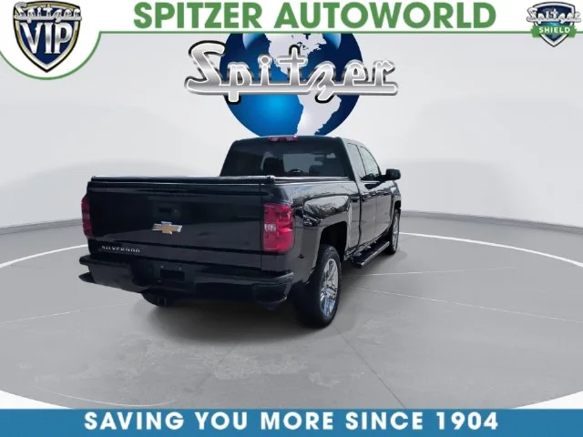 Used 2018 Black Chevrolet Custom image 14