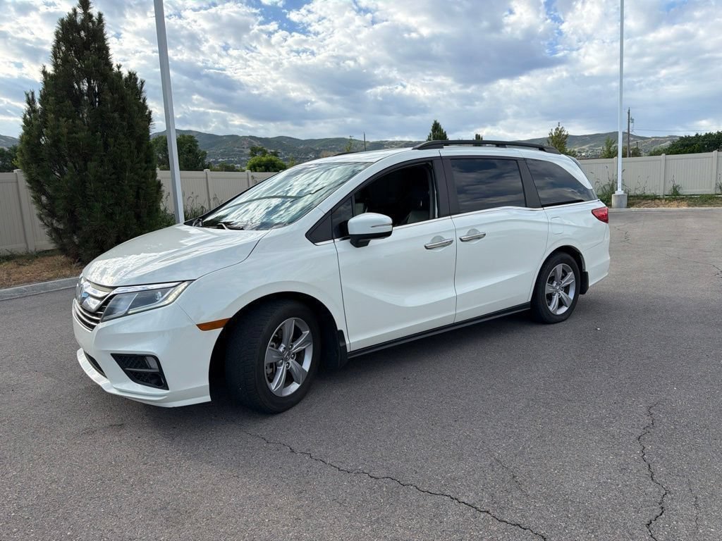 Used 2019 White Diamond Pearl Honda EX-L image 13