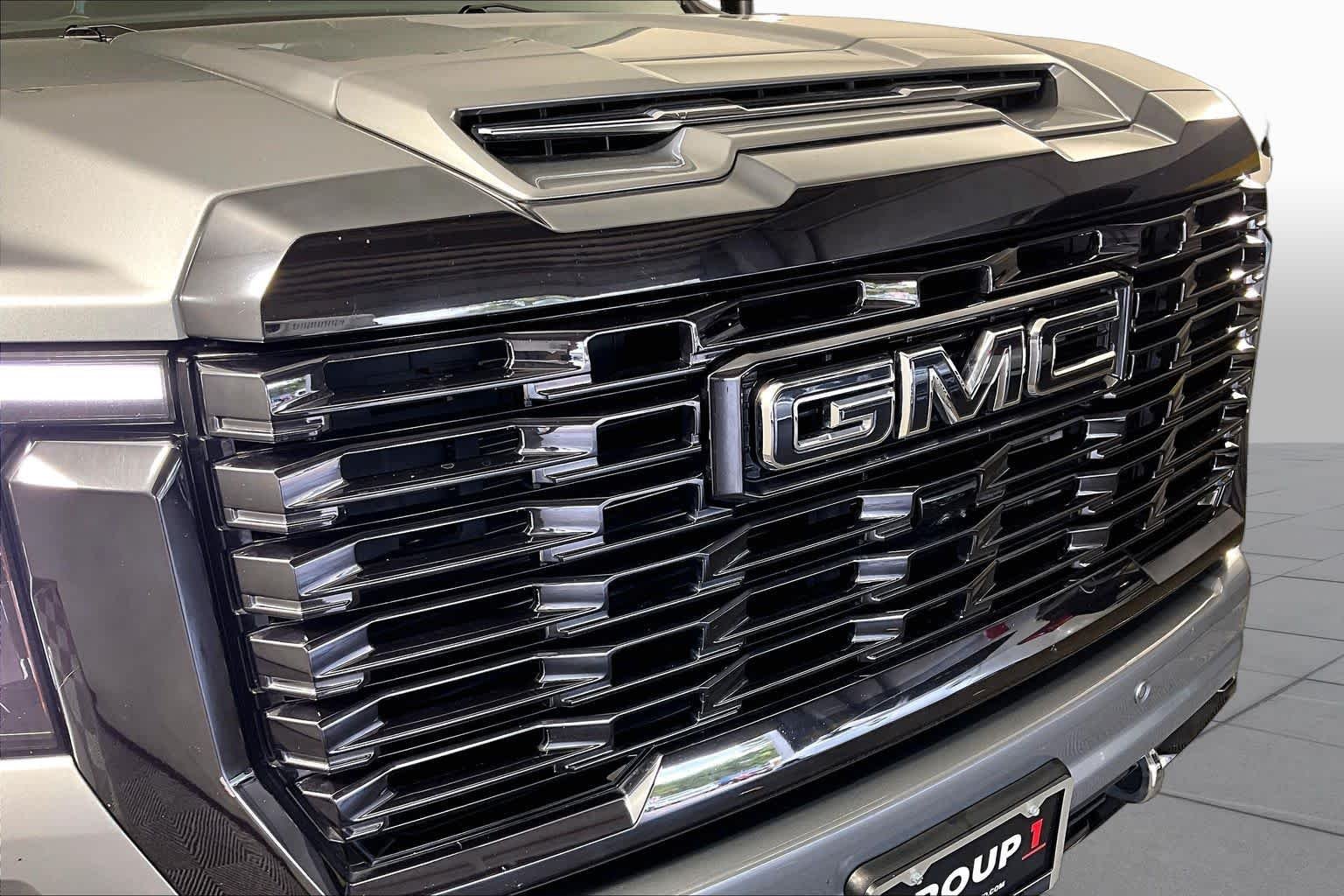 Used 2024 Sterling Metallic GMC Denali Ultimate image 29