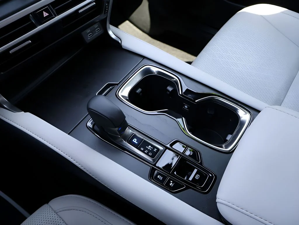Used 2024 White Pearl Lexus 350 Premium Plus image 26