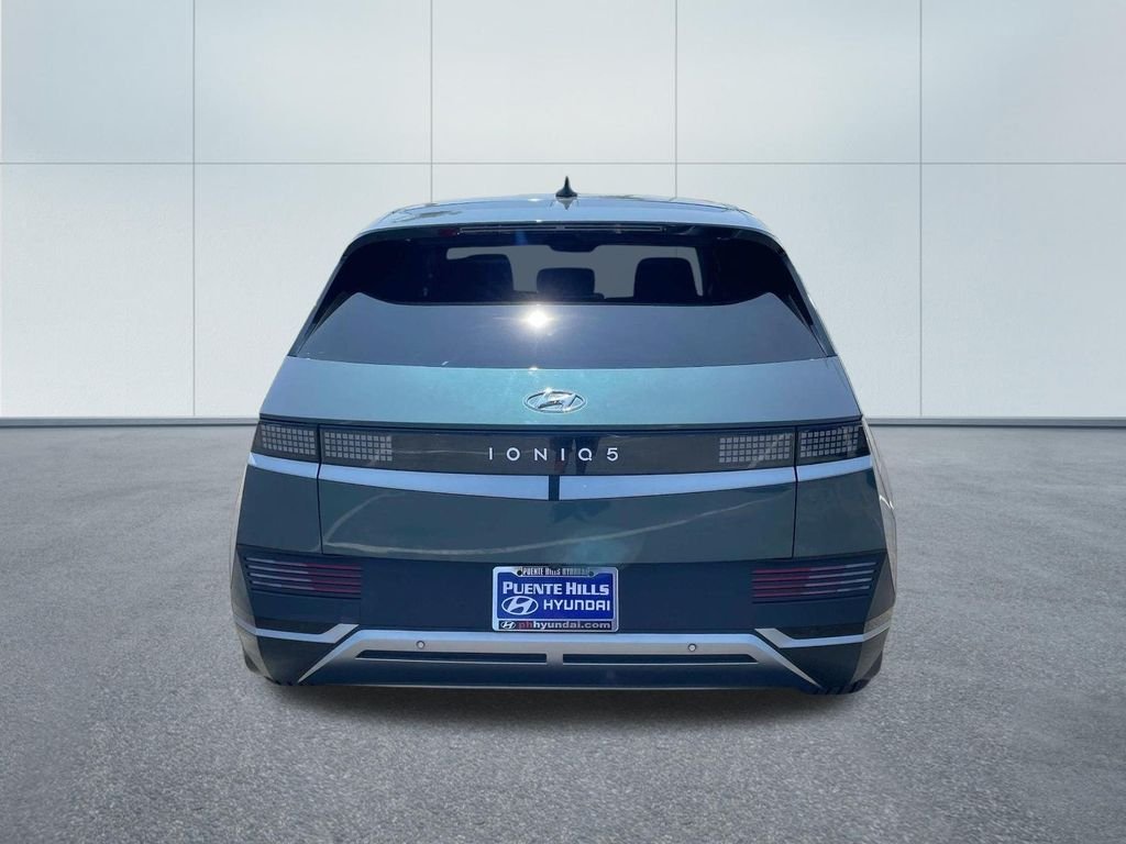 Certified Used 2024 Green Hyundai SEL image 5