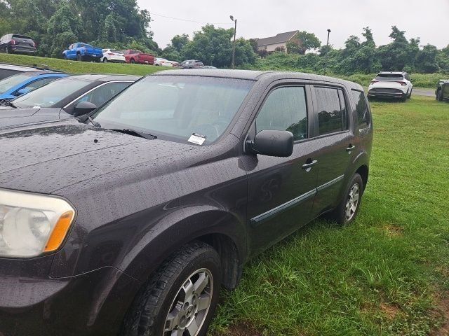 Used 2012 Beige Honda LX image 2