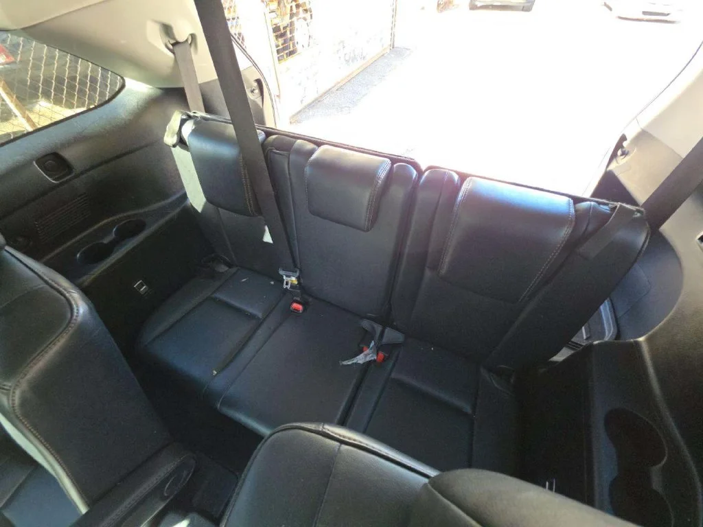 Used 2018 Black Toyota XLE image 7