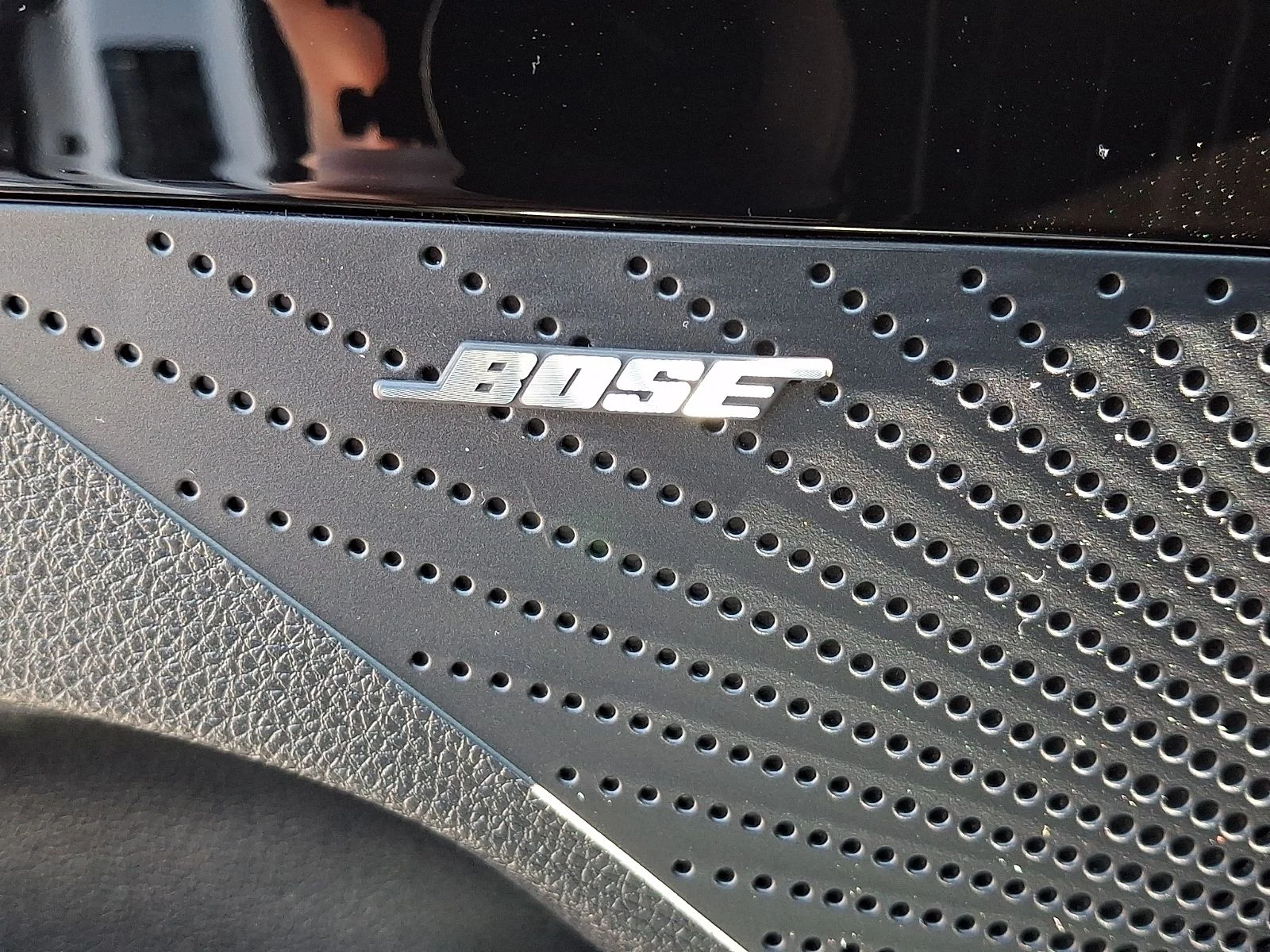 New 2026 White Kia GT-Line image 24