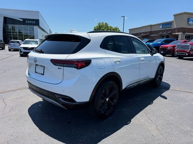 Used 2021 White Buick Essence image 6