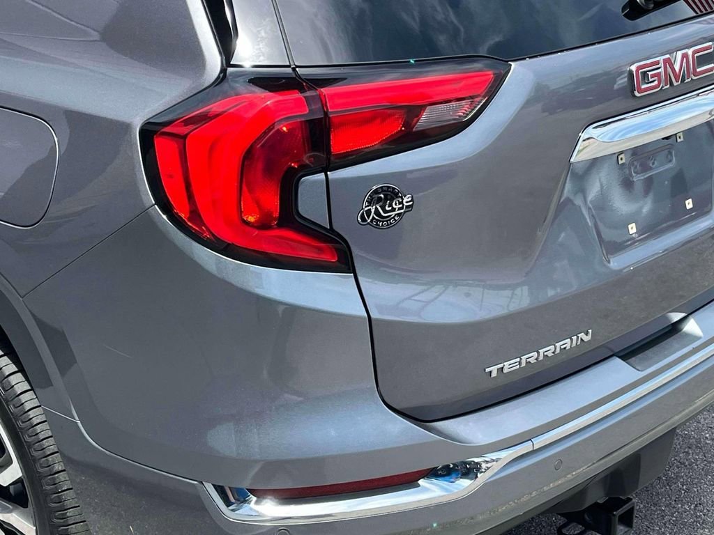 Certified Used 2018 SATIN STEEL METALLIC GMC Denali image 10