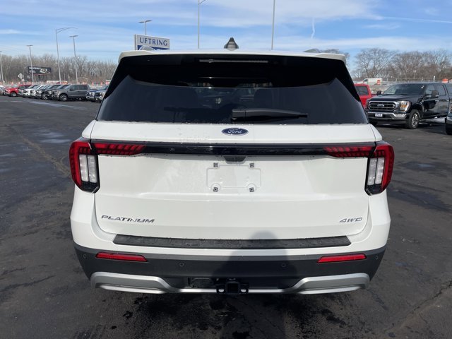 New 2026 Star White Metallic Tri-Coat Ford Platinum™ image 4