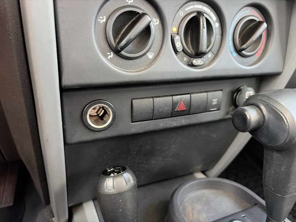 Used 2008 Silver Jeep Unlimited X image 17