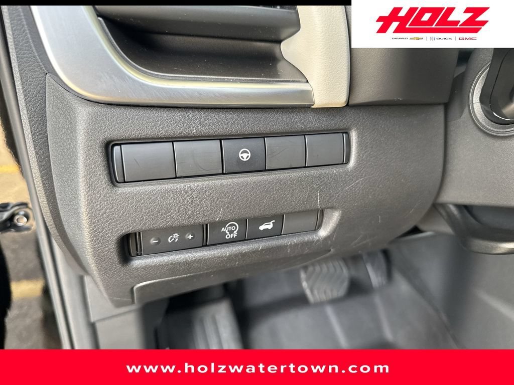 Used 2024 Black Nissan SV Intelligent AWD image 27