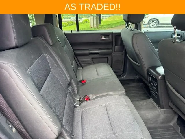 Used 2013 Black Ford SE image 11