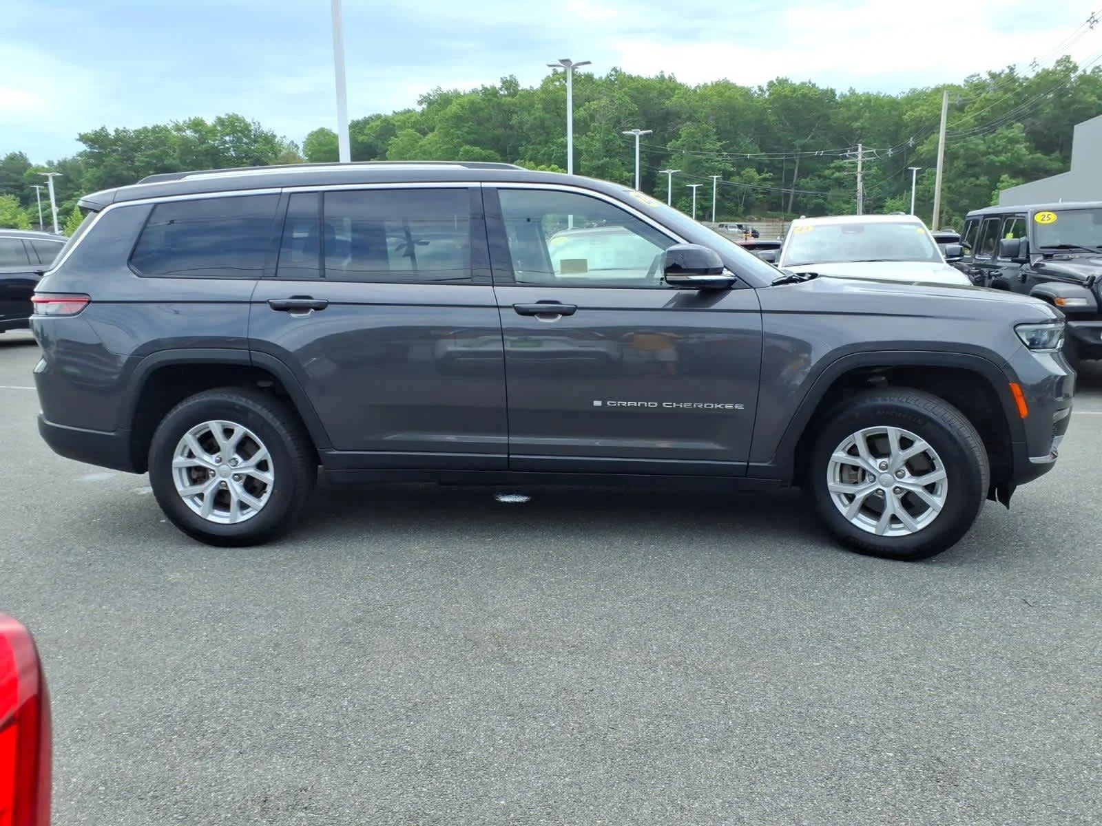 Certified Used 2023 Baltic Gray Metallic Clearcoat Jeep Limited image 6
