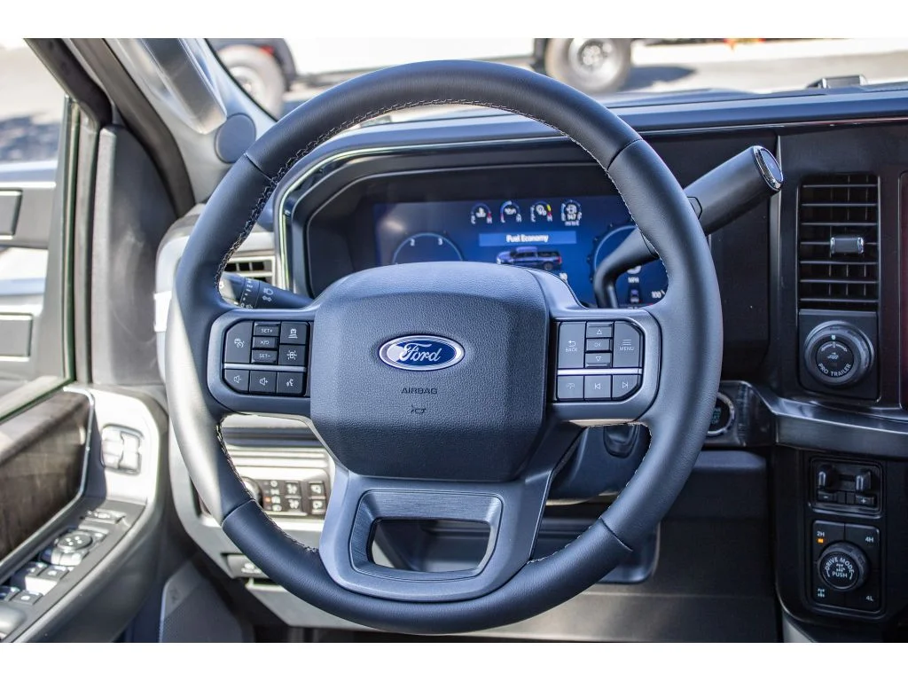 New 2026 Star White Metallic Tri-Coat Ford F-350® Lariat® image 41