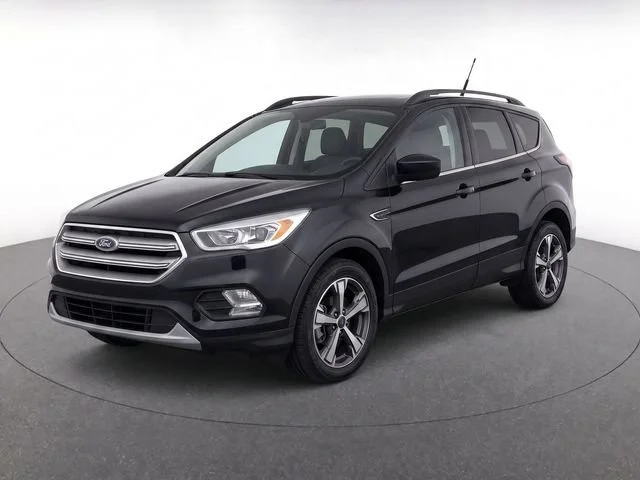 Used 2018 Shadow Black Ford SEL image 2