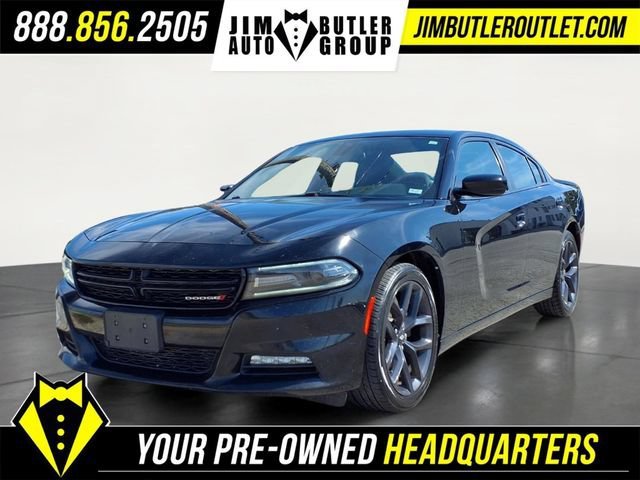 Used 2020 Black Dodge SXT RWD image 1