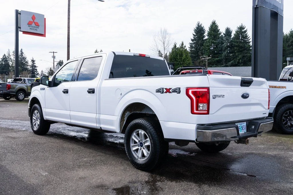 Used 2016 White Ford XLT image 4