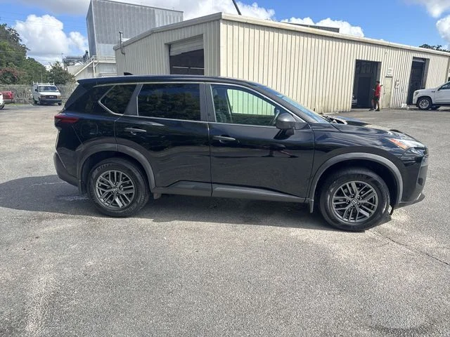 Used 2021 Black Nissan S image 4