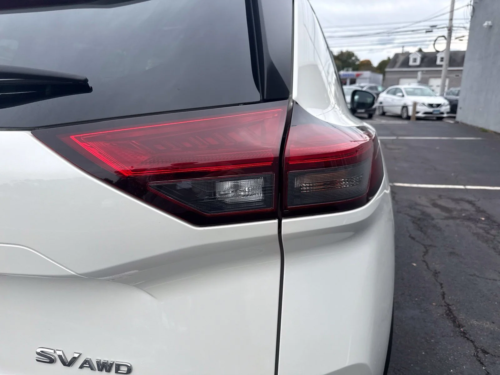 Certified Used 2023 Pearl White Nissan SV image 13