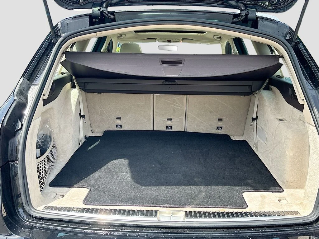 Used 2018 Black Mercedes-Benz E 400 image 10