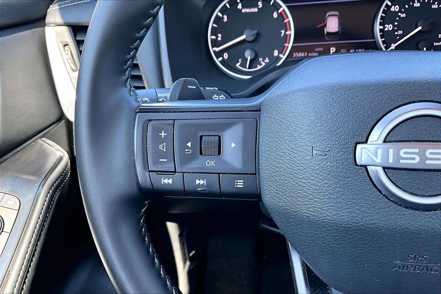 Used 2025 Deep Ocean Blue Pearl Nissan SV image 22