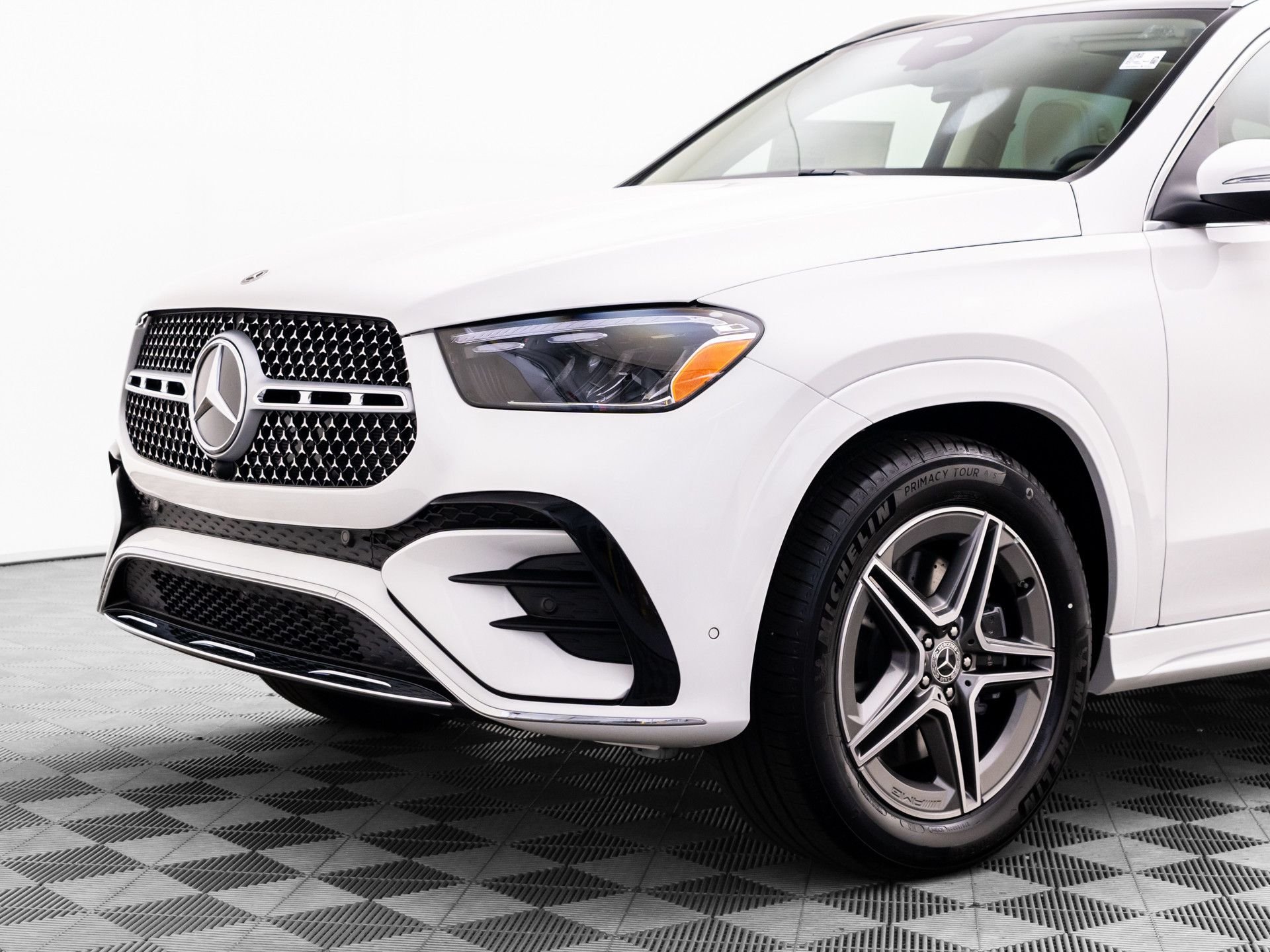 New 2026 Polar White Mercedes-Benz GLE 450 image 41