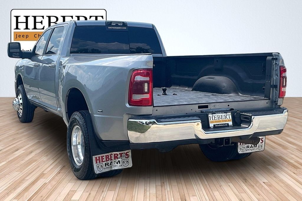 Used 2024 Silver Ram Laramie image 10