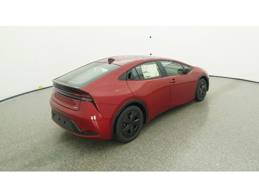 New 2026 Supersonic Red Toyota LE image 31