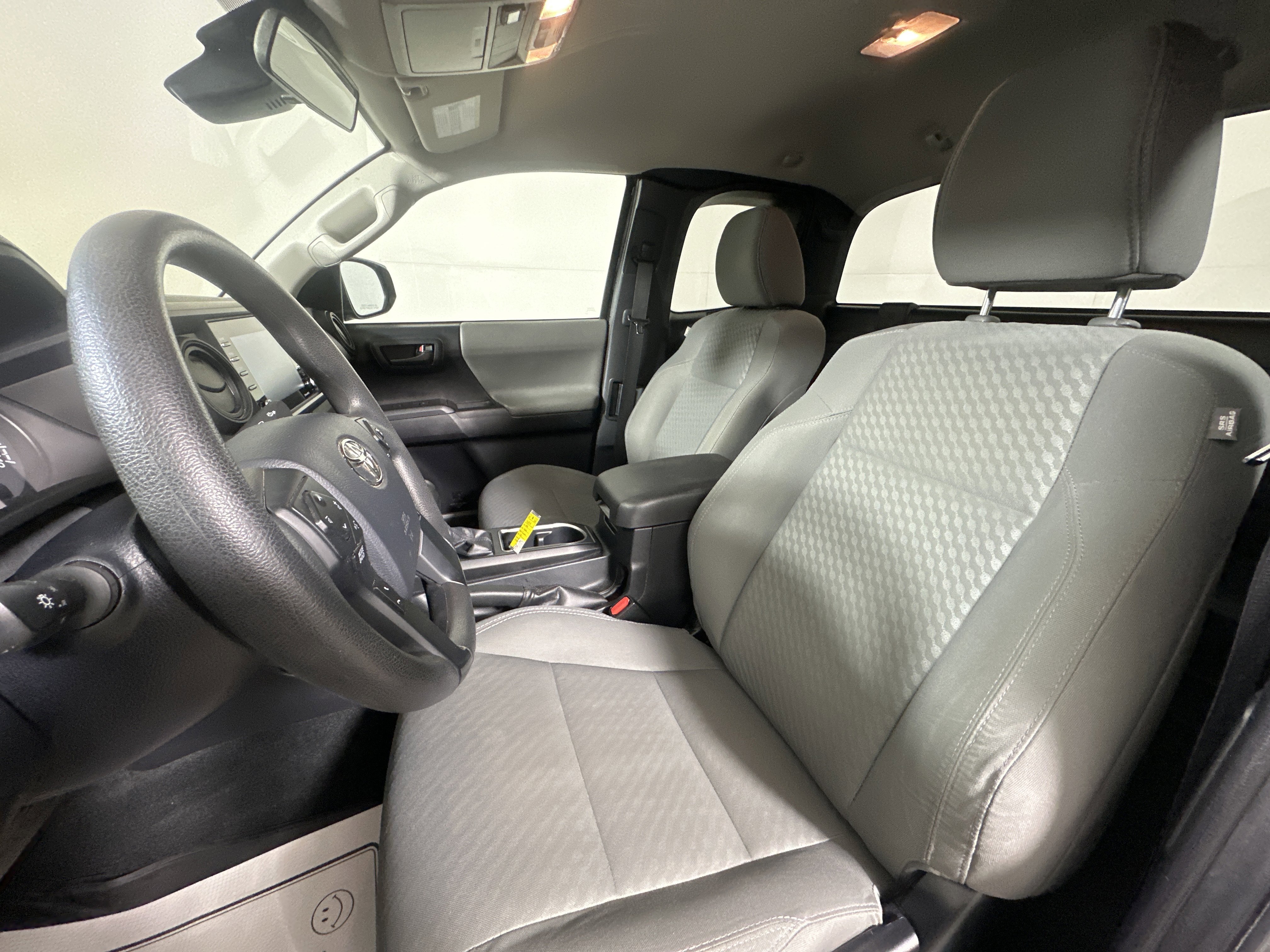 2020 Toyota Tacoma SR - Photo 9