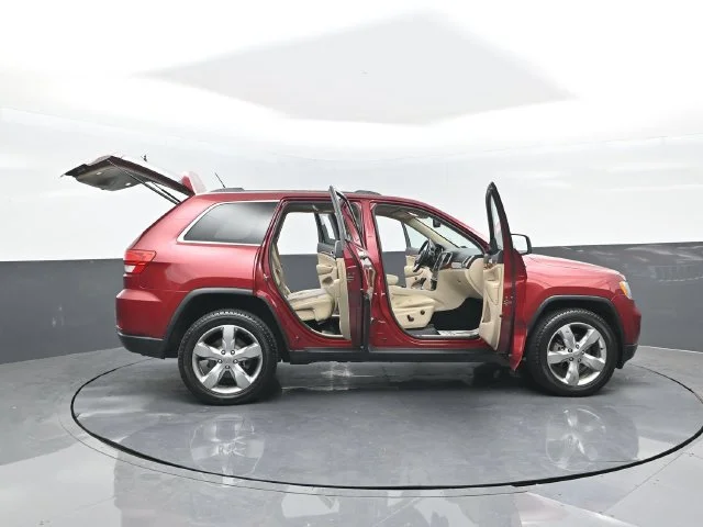 Used 2012 Deep Cherry Red Crystal Pearlcoat Jeep Limited image 20