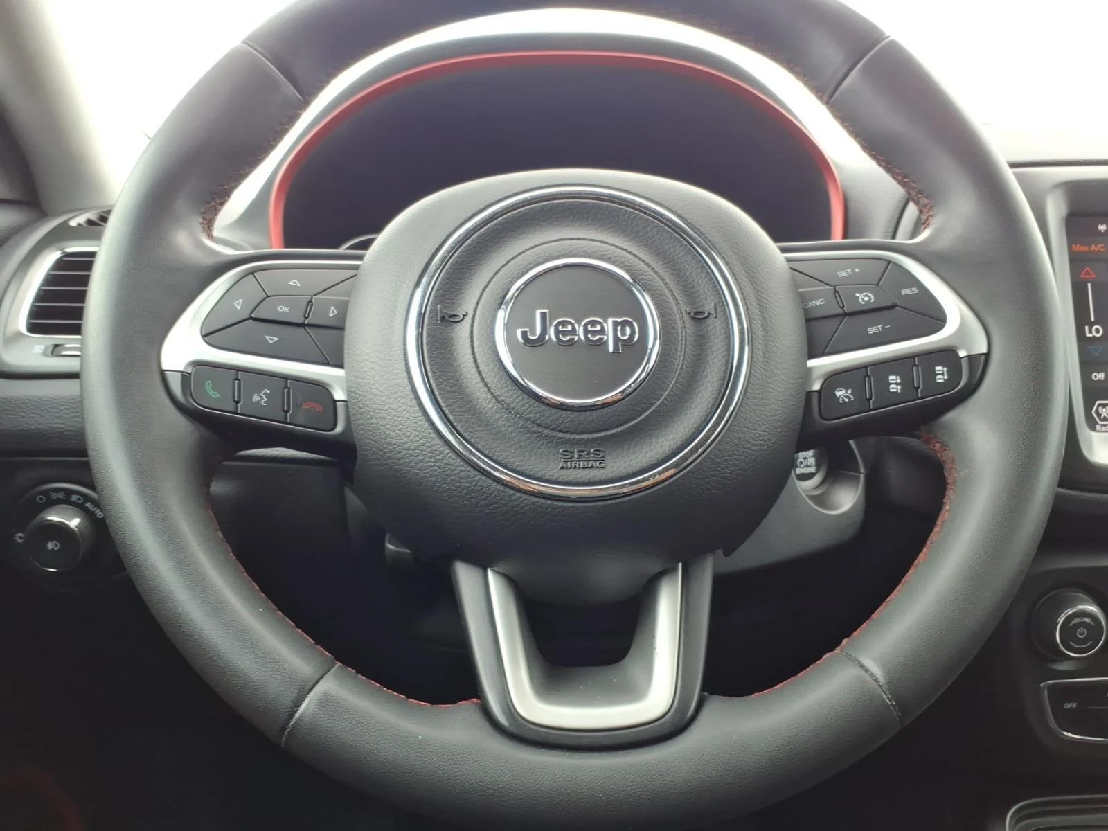 Used 2021 Billet Silver Metallic Clearcoat Jeep Trailhawk image 25