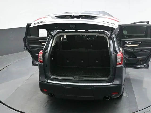 Used 2020 Gray Subaru Premium image 27