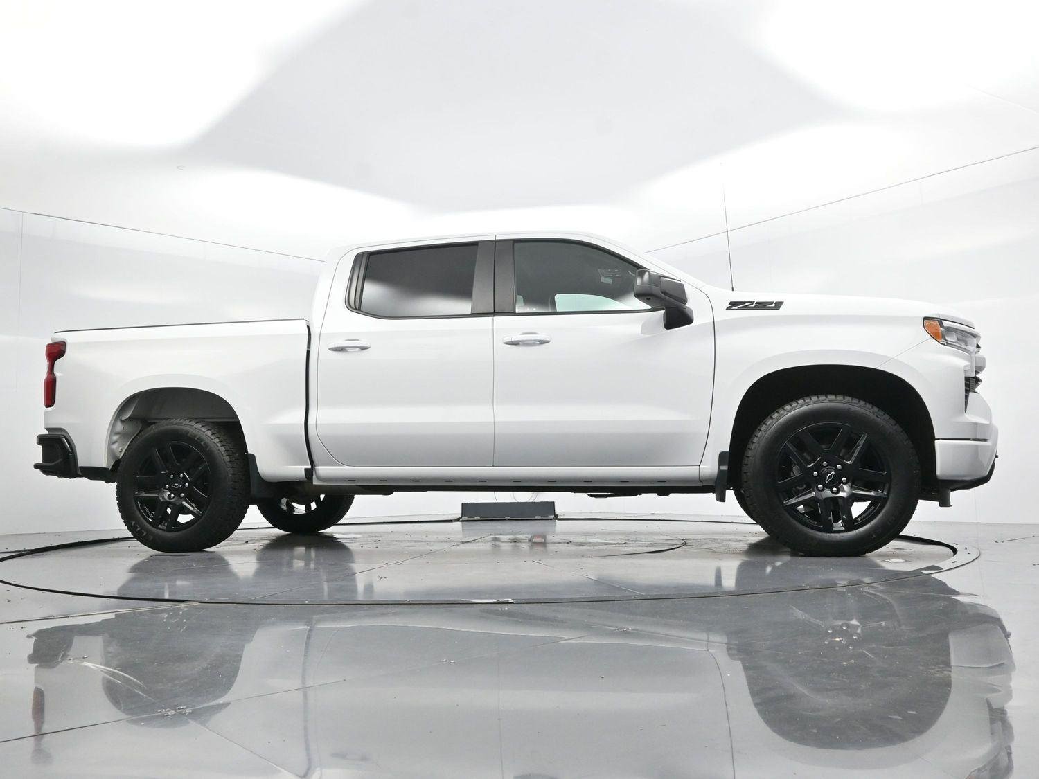 Used 2023 Summit White Chevrolet RST image 40