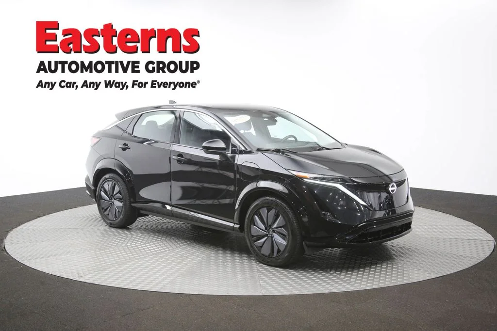 Used 2023 Black Nissan ENGAGE image 49
