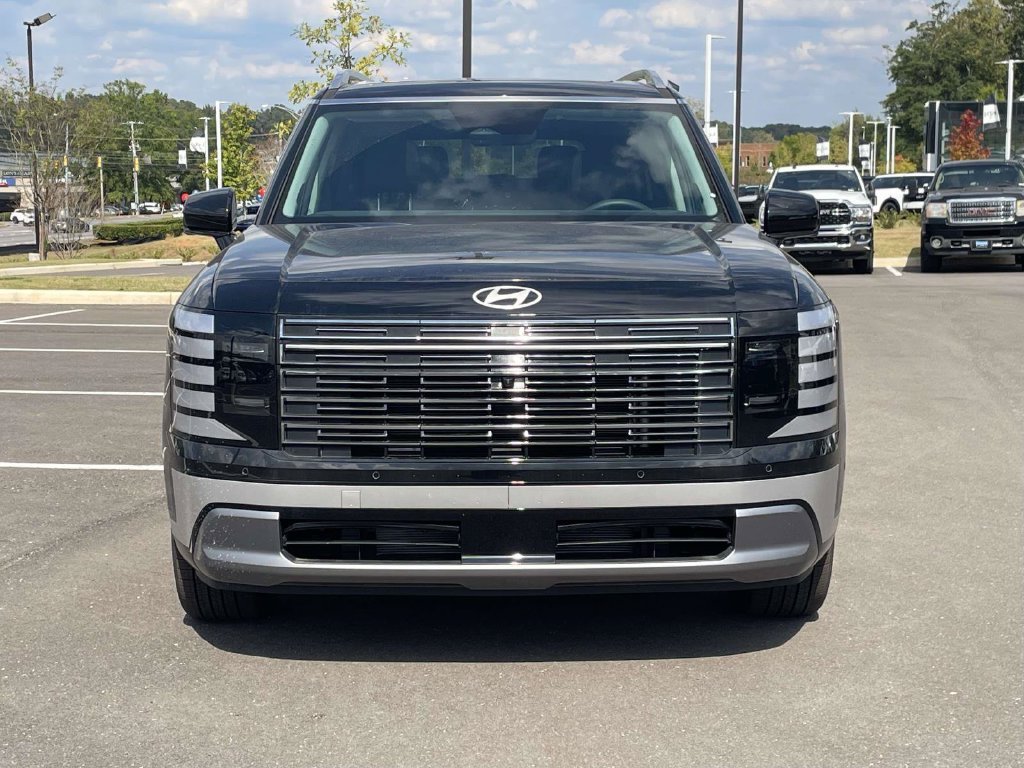 Used 2026 Black Hyundai Limited image 8