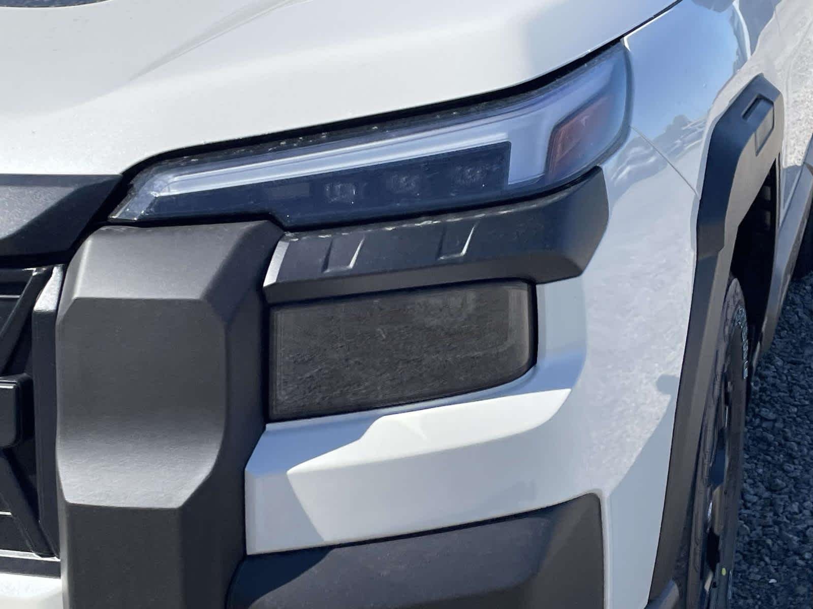New 2026 Crystal White Pearl Subaru Wilderness image 9