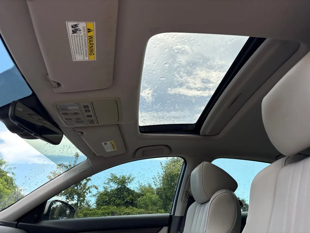 Certified Used 2018 Beige Honda Touring image 33